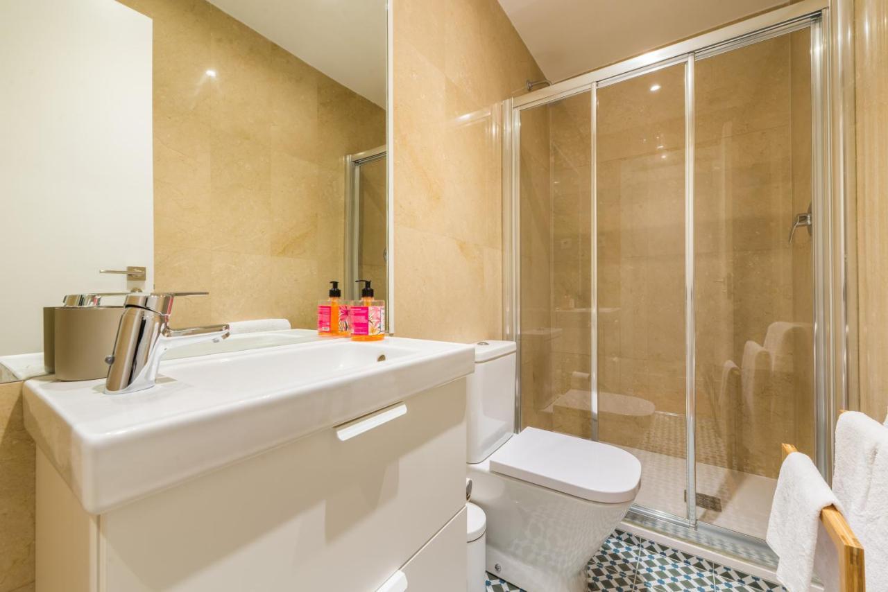 For You Rentals Free Wifi Apartment Temporal Malasana Madrid Center Mal27 Buitenkant foto